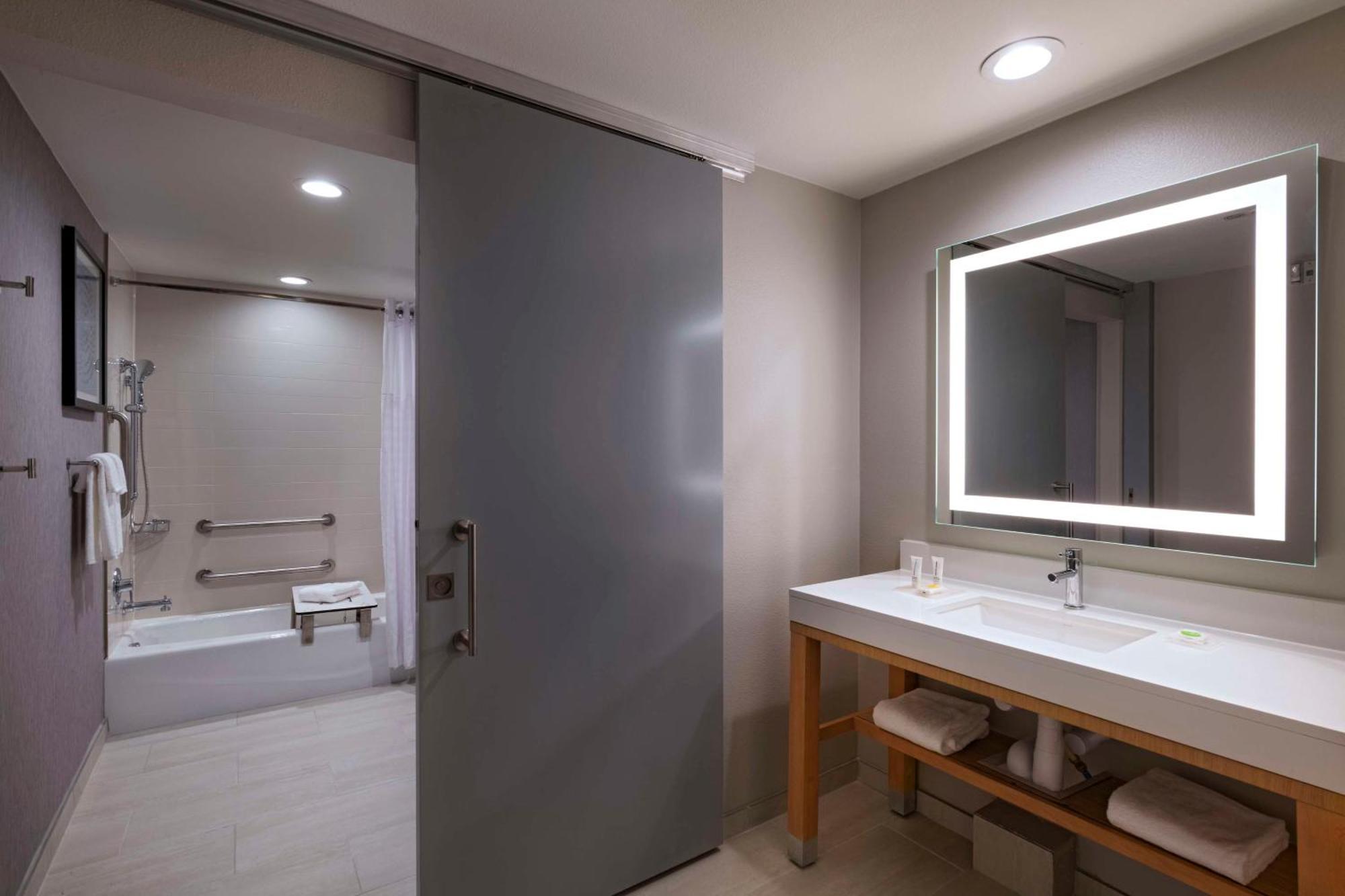 Hyatt Place Austin Lake Travis/Four Points エクステリア 写真